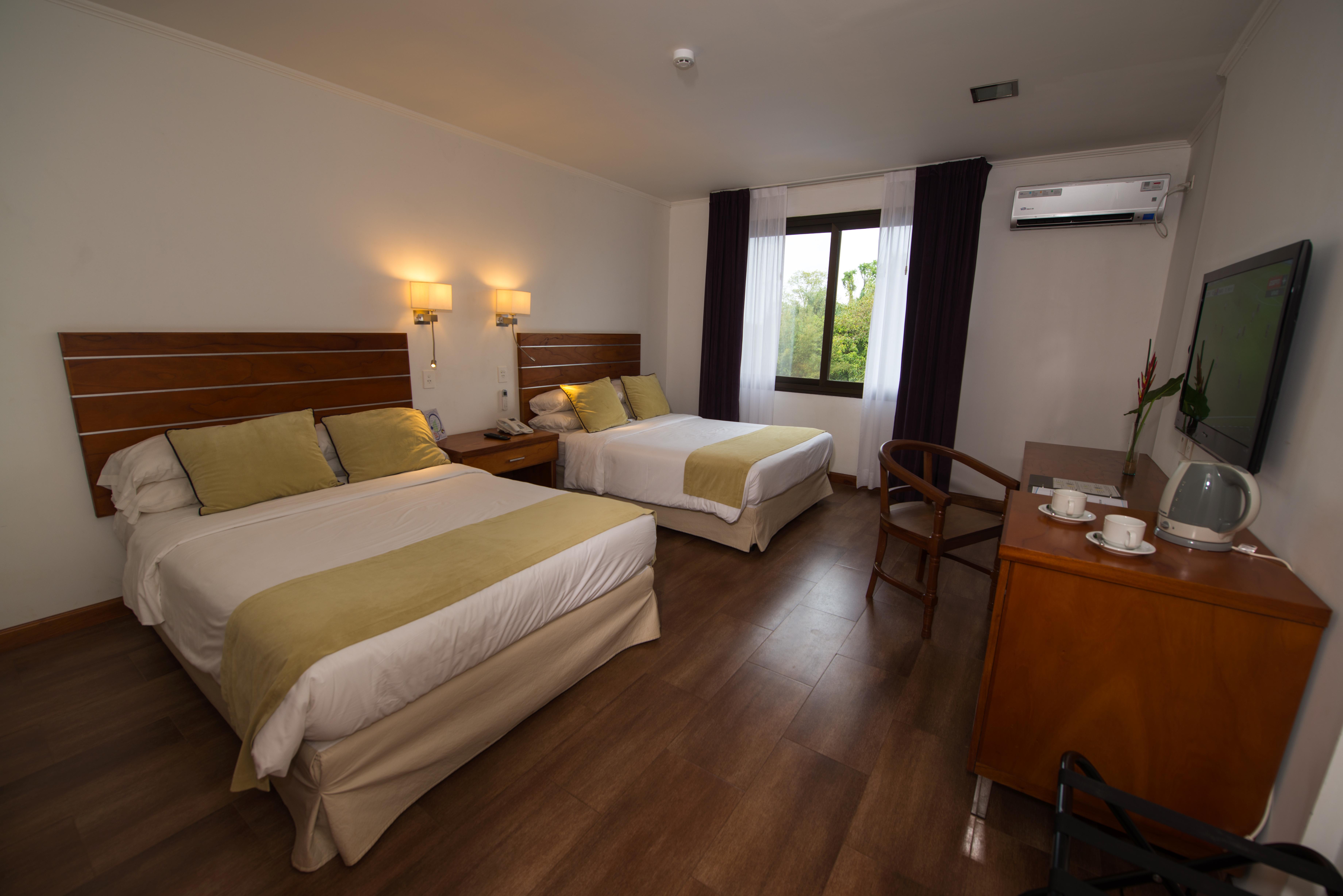 Hotel Saint George Πουέρτο Ιγκουασού Εξωτερικό φωτογραφία