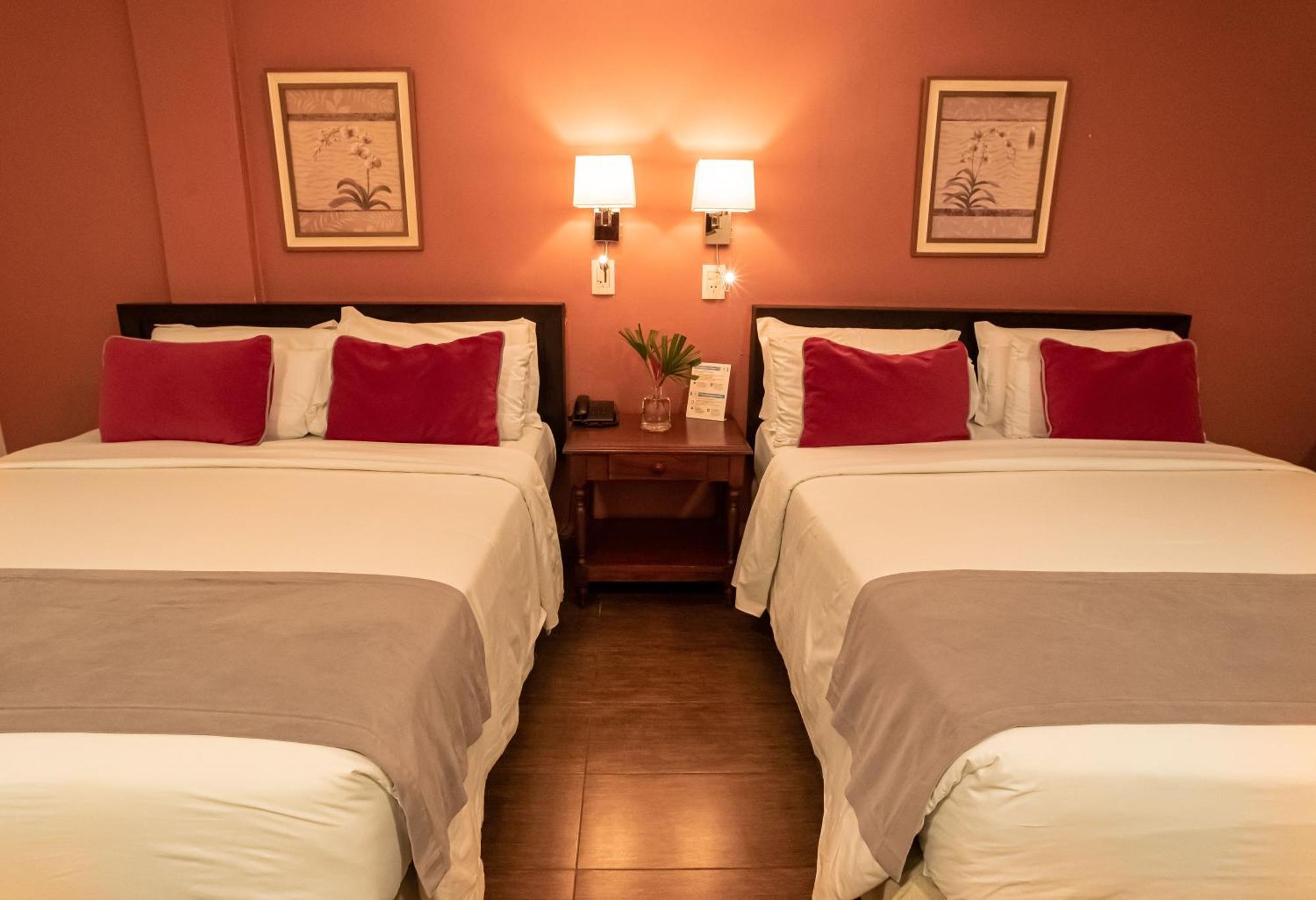Hotel Saint George Πουέρτο Ιγκουασού Εξωτερικό φωτογραφία