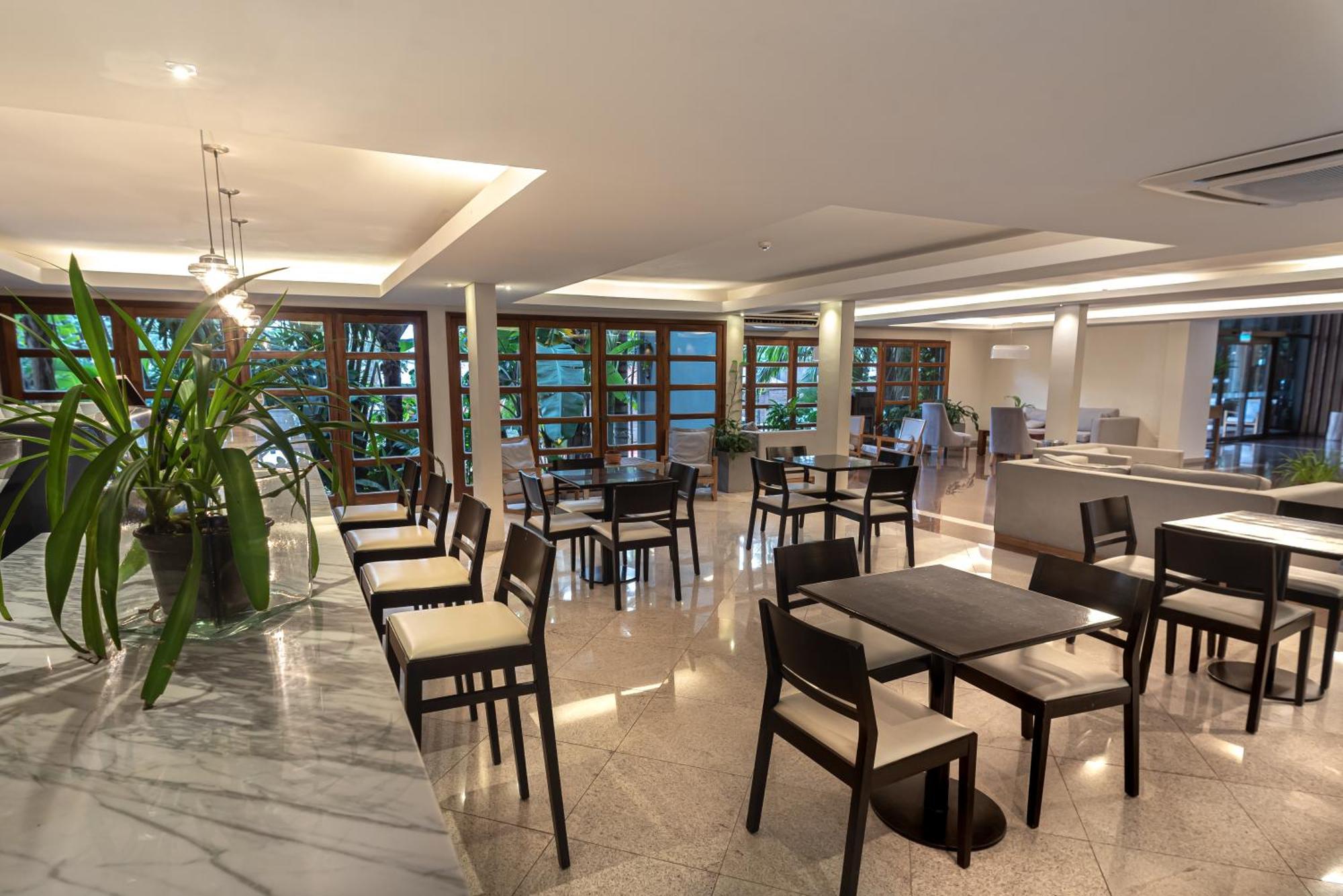 Hotel Saint George Πουέρτο Ιγκουασού Εξωτερικό φωτογραφία